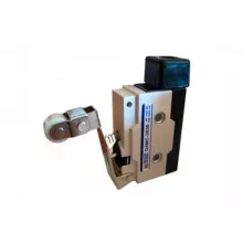 Микровыключатель D4MC-3030 фото