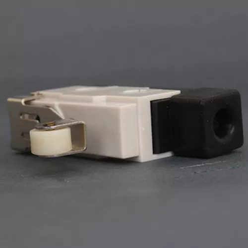 Микровыключатель D4MC-2020 фото 2